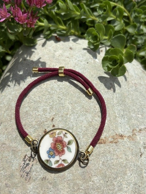Vintage Floral Bracelet