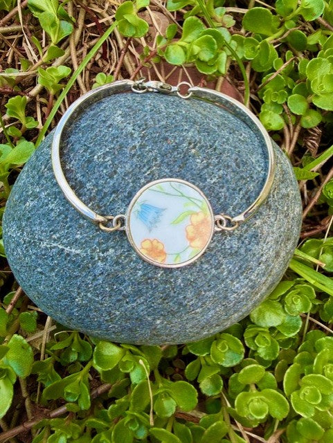 Bluebells and Daisies Bracelet