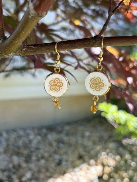 Golden Daisy Earrings