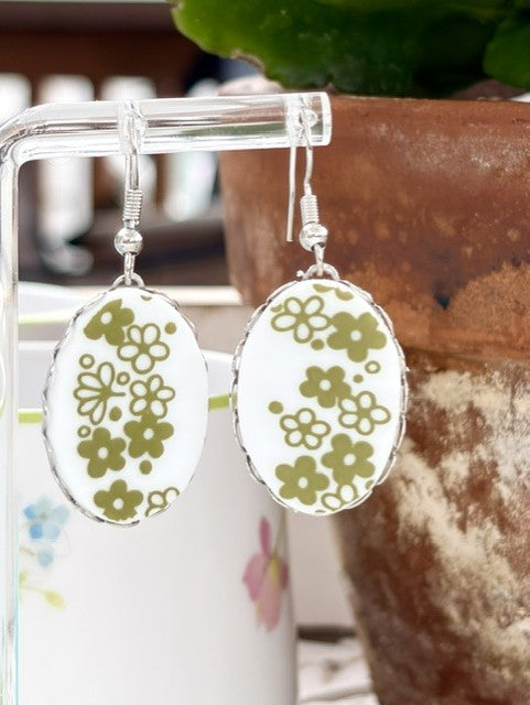 Daisy Dangles