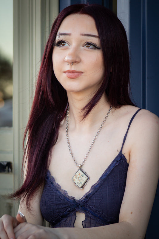 The English Aristocrat Necklace