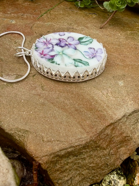 The Purple Violet Necklace