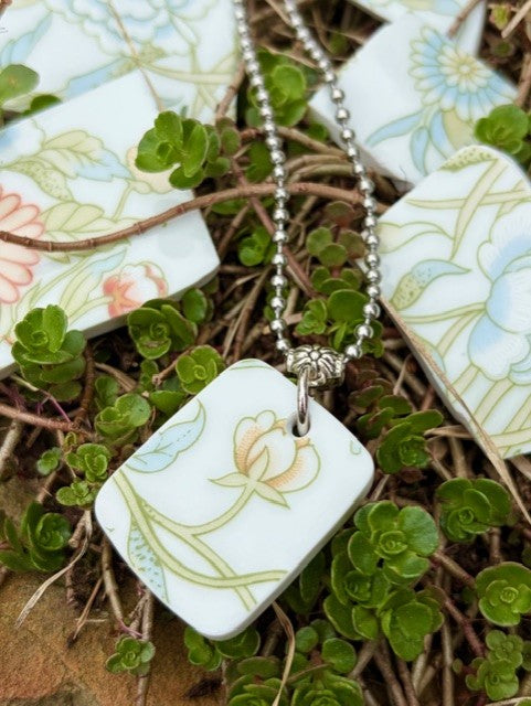 Kabuki Necklace