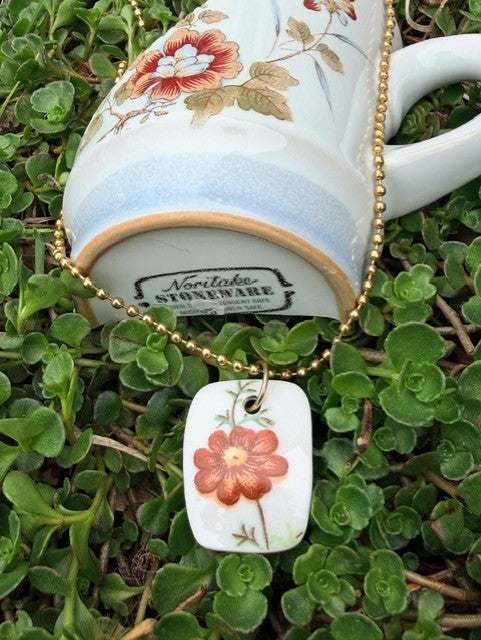 Poppy Pendant