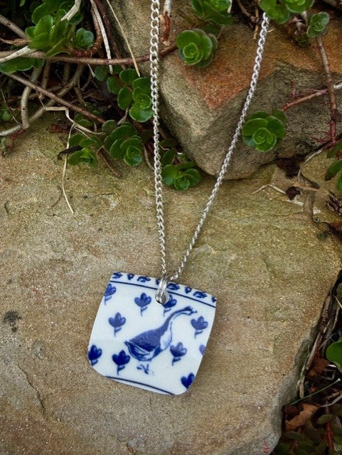 Country Goose Necklace