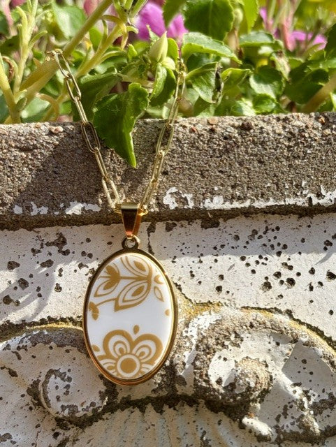 Corelle Gold Necklace