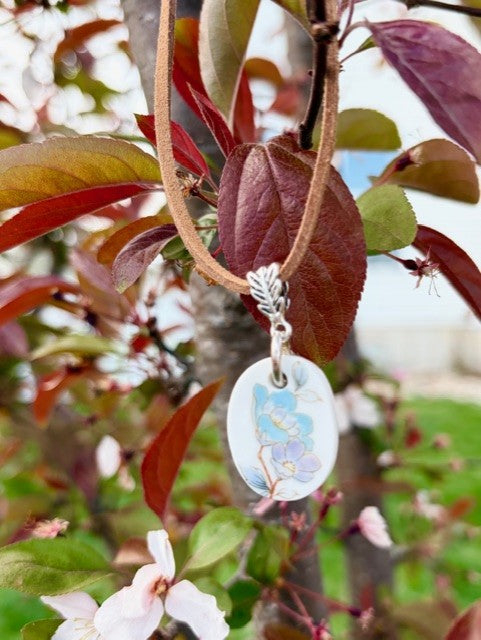The Aura Necklace